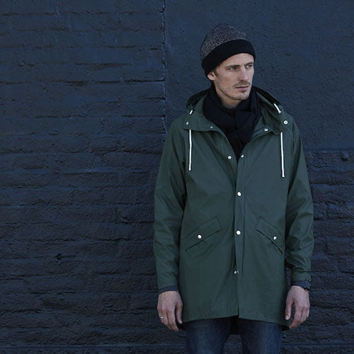 Reflekterande Mössa  | Svart med reflextråd